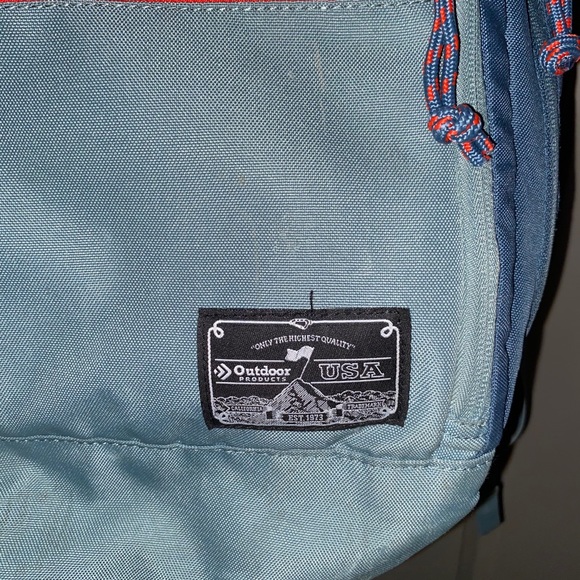 Backpack - Picture 8 of 8